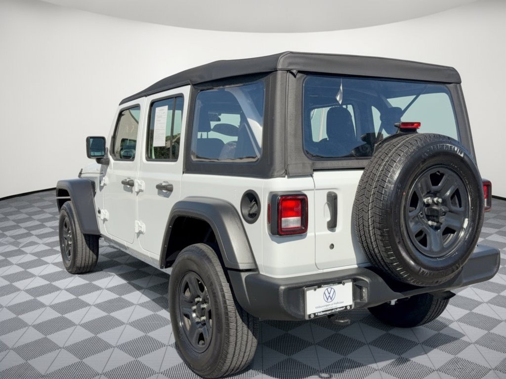Used 2023 Jeep Wrangler Unlimited Sport AWD/4WD image 3