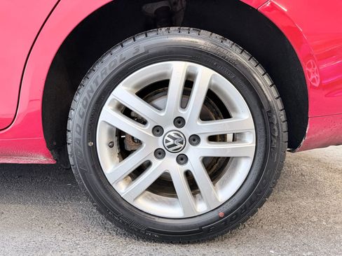 Used 2011 Volkswagen Jetta TDI FWD image 7