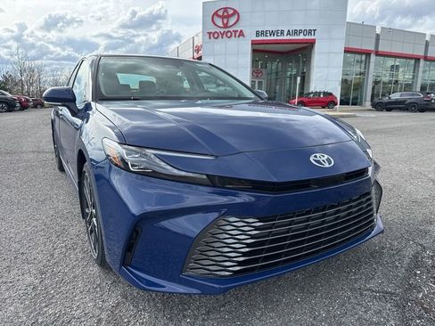New 2026 Toyota Camry XLE FWD image 2