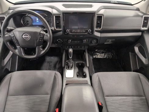 Used 2022 Nissan Frontier SV AWD/4WD image 6