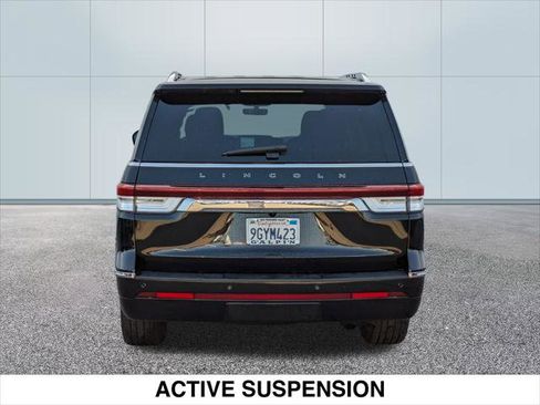 Used 2023 Lincoln Navigator Black Label image 4