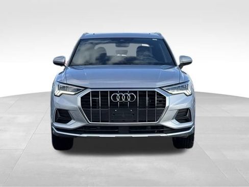 Used 2022 Audi Q3 2.0T Premium Plus image 2