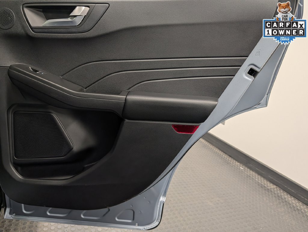 Certified 2022 Ford Escape SEL w/ SEL Stealth AWD Package image 28