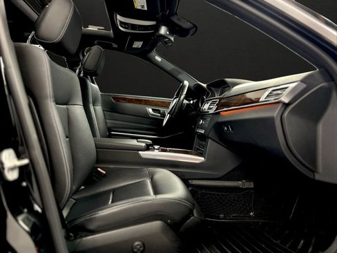 Used 2016 Mercedes-Benz E 350 4MATIC Wagon image 16