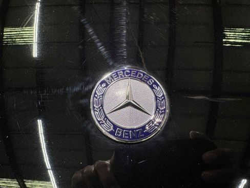 Used 2017 Mercedes-Benz E 400 4MATIC Wagon image 9