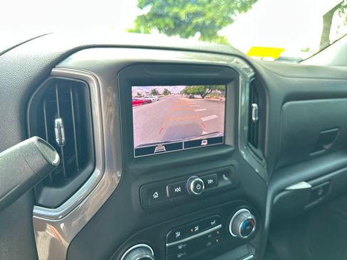 Used 2023 Chevrolet Silverado 1500 Custom AWD/4WD image 27
