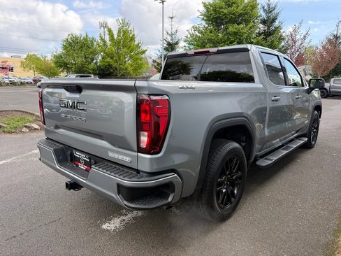 Used 2024 GMC Sierra 1500 Elevation w/ LPO, Elevation Black Package AWD/4WD image 9