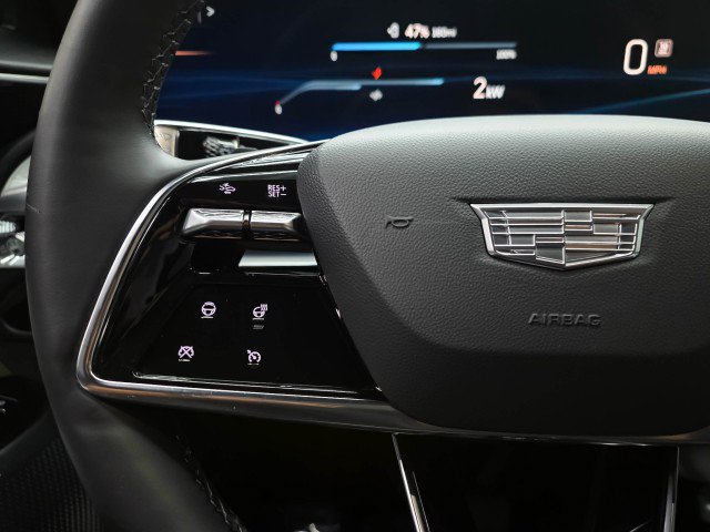 Used 2024 Cadillac Lyriq Luxury AWD/4WD image 21