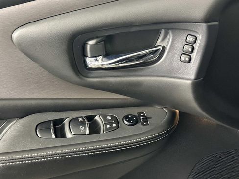 Used 2021 Nissan Murano SL w/ SL Moonroof Package image 25