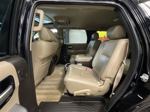 Used 2008 Toyota Sequoia Platinum w/ Cold Area Pkg AWD/4WD image 25