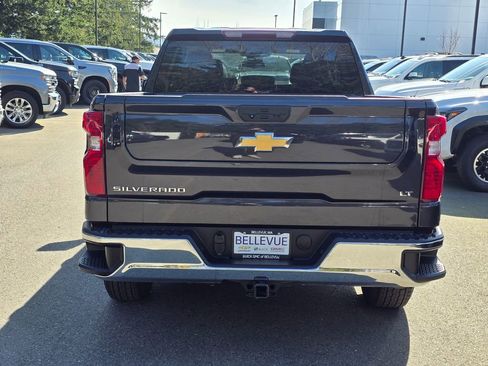Used 2022 Chevrolet Silverado 1500 LT image 4