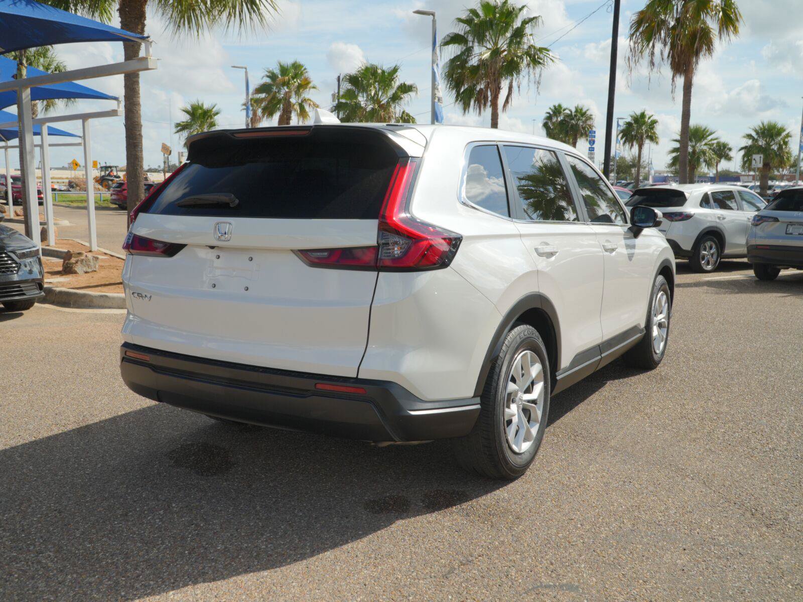Used 2025 Honda CR-V LX image 10