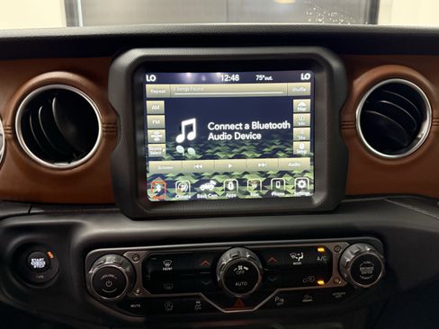 Used 2023 Jeep Wrangler Unlimited Rubicon w/ Safety Group AWD/4WD image 21