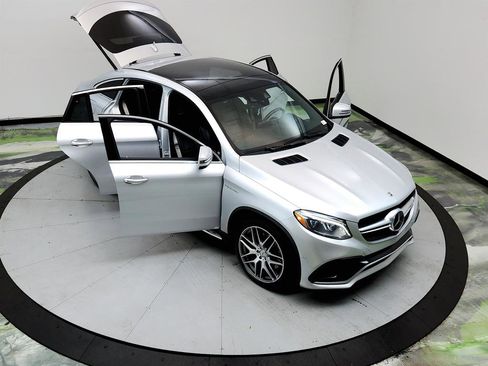 Used 2017 Mercedes-Benz GLE 63 AMG S image 38