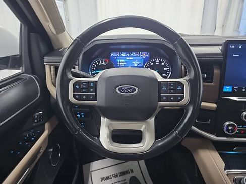 Used 2023 Ford Expedition Limited AWD/4WD image 14