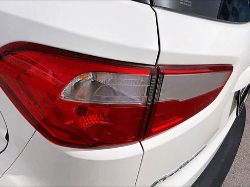 Used 2021 Ford EcoSport S image 27