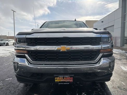 Used 2018 Chevrolet Silverado 1500 LT w/ All Star Edition image 2