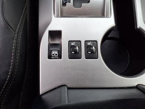 Used 2019 Toyota 4Runner SR5 Premium image 16