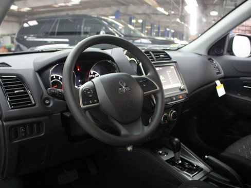 New 2026 Mitsubishi Outlander Sport ES image 5