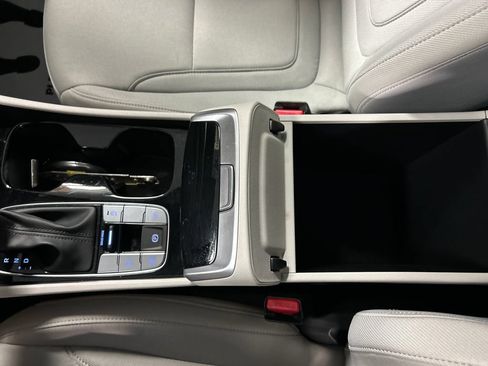 Used 2025 Hyundai Tucson SEL FWD image 19