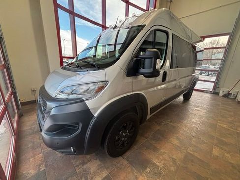 Used 2024 RAM ProMaster 2500 w/ Advanced Safety Group image 3