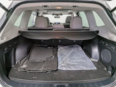 Used 2023 Subaru Forester Limited image 44
