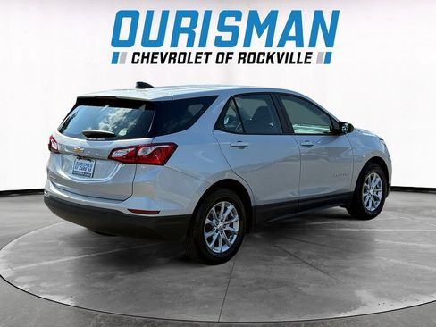 Used 2020 Chevrolet Equinox LS w/ LPO, Floor Liner Package FWD image 6