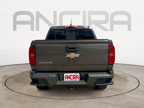 Used 2016 Chevrolet Colorado Z71 AWD/4WD image 9