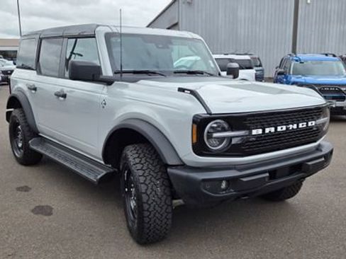 New 2026 Ford Bronco Outer Banks AWD/4WD image 2