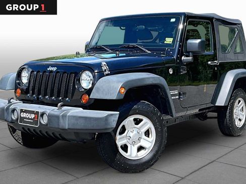 Used 2016 Jeep Wrangler Sport w/ Connectivity Group AWD/4WD image 1