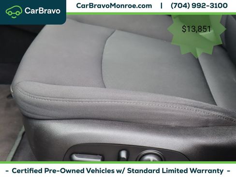 Certified 2017 Chevrolet Malibu LT FWD image 13