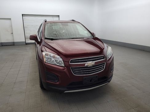 Used 2016 Chevrolet Trax LT w/ LT Convenience Package image 14