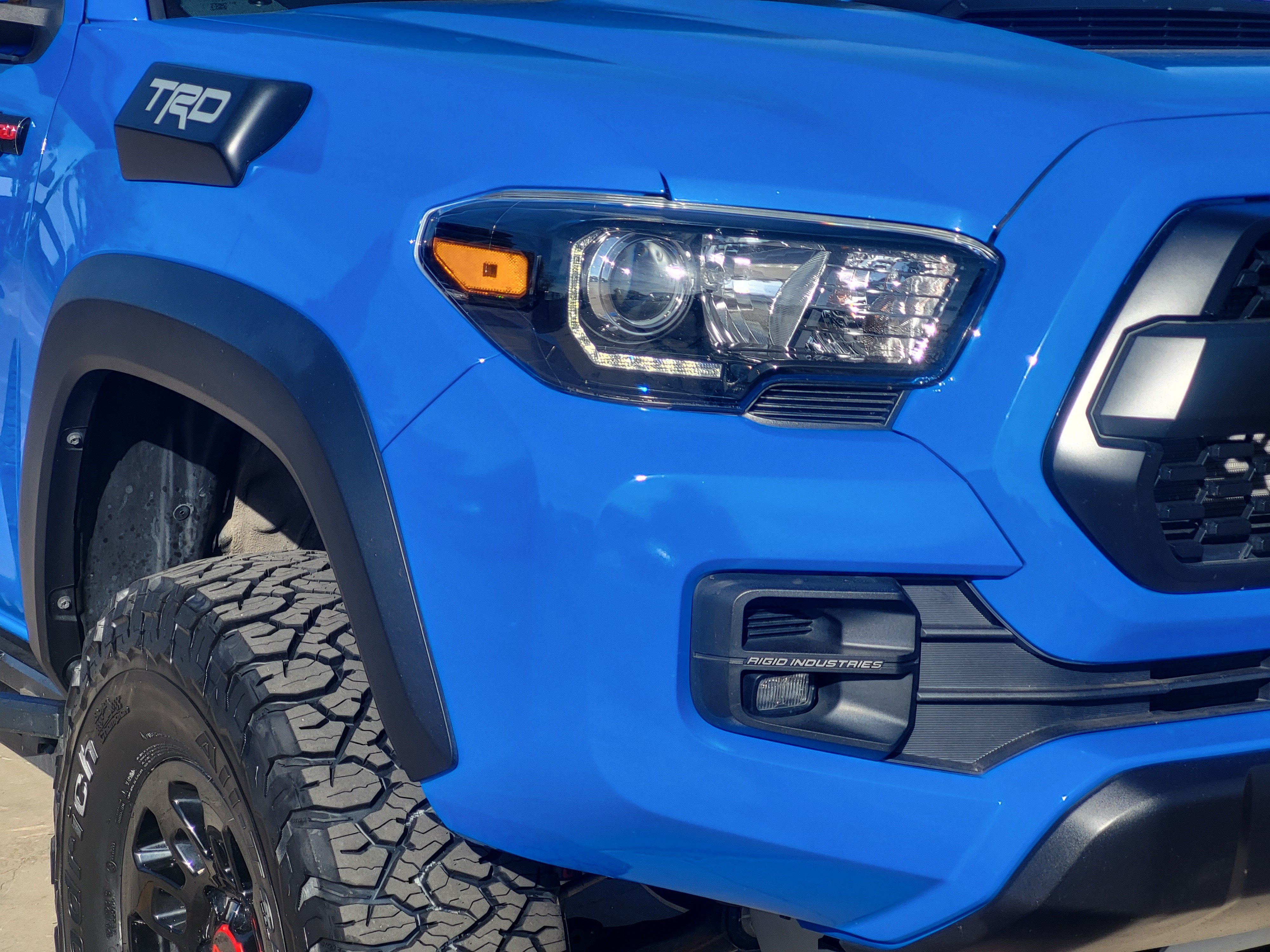 Used 2019 Toyota Tacoma TRD Pro w/ Desert Air Intake Package AWD/4WD image 5
