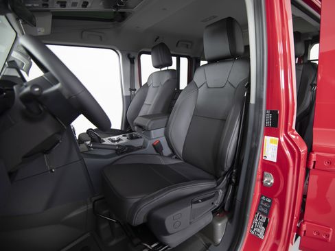 New 2025 INEOS Grenadier image 30