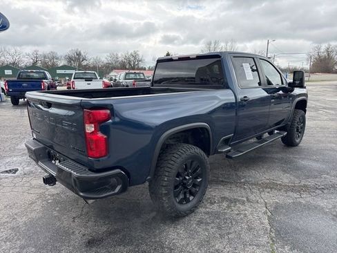 Used 2022 Chevrolet Silverado 2500 Custom w/ Custom Convenience Package image 5