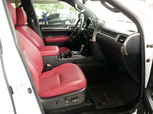 Used 2023 Lexus GX 460 Premium image 10