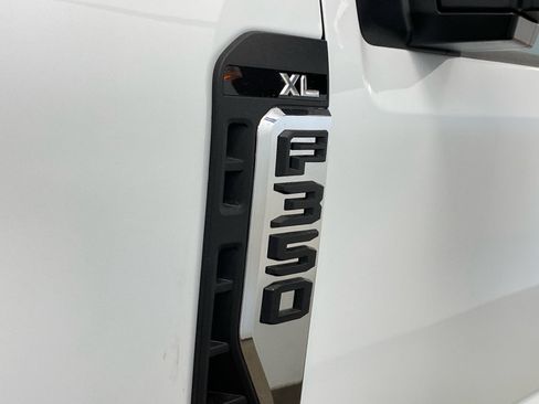 New 2026 Ford F350 XL w/ XL Chrome Package AWD/4WD image 16