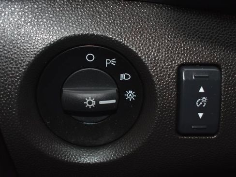 Used 2019 Ford Fiesta SE w/ Cold Weather Package image 16