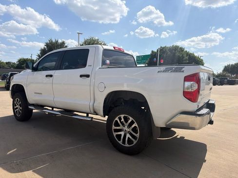 Used 2018 Toyota Tundra SR5 w/ SR5 Upgrade Package RWD image 3