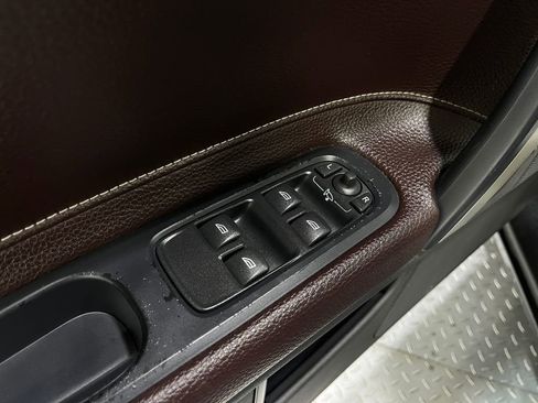 Used 2013 Volvo C70 T5 image 14