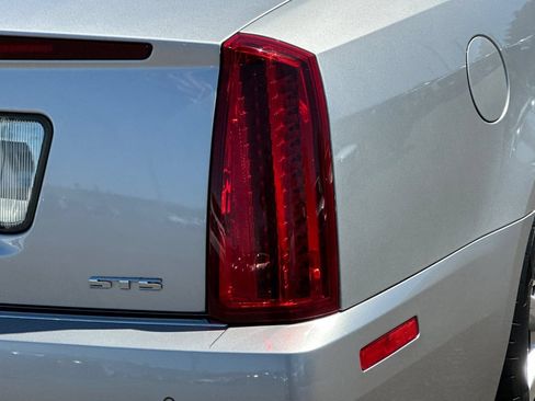 Used 2008 Cadillac STS w/ Preferred Equipment Group RWD image 25