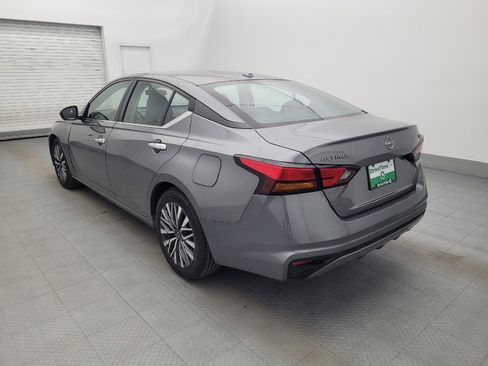 Used 2023 Nissan Altima 2.5 SV image 5