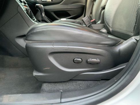 Used 2017 Buick Encore Preferred FWD image 19