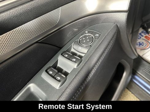 Used 2018 Ford Explorer XLT w/ Equipment Group 202A AWD/4WD image 16