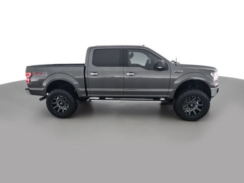 Used 2018 Ford F150 XLT w/ Equipment Group 302A Luxury image 4