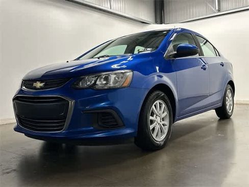 Used 2018 Chevrolet Sonic LT image 27