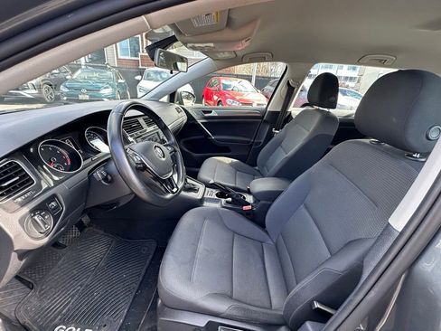 Used 2019 Volkswagen Golf S w/ Driver Assistance Package image 11