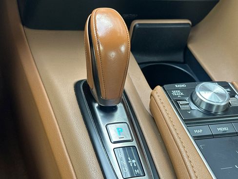 Used 2018 Lexus LC 500 Coupe w/ Performance Package image 24