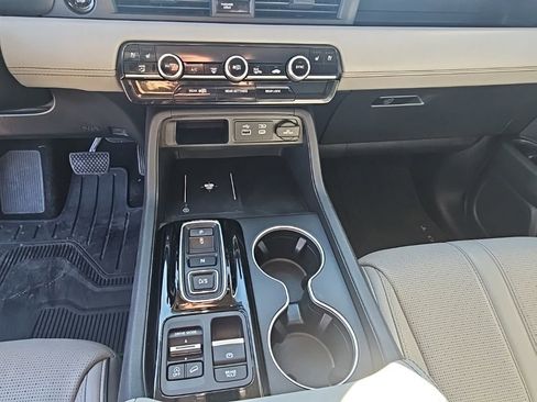 Used 2023 Honda Pilot Elite image 23