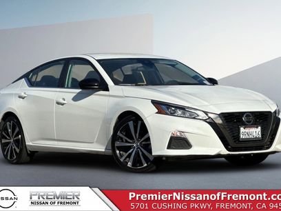 Certified 2022 Nissan Altima 2.5 SR